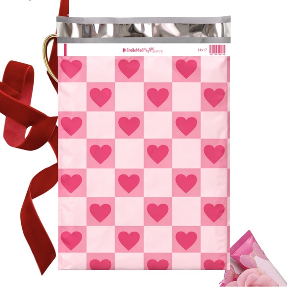 25 Pink Heart Checkered Jumbo Poly Mailers - Picture 2 of 2
